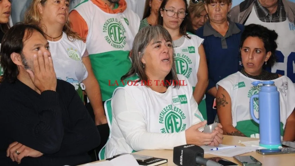 ATE repudió el cierre de los CdR y aseguró que "lo que está pasando es un genocidio social"
